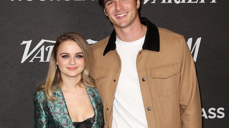 How Tall is Joey King? The Truth About Her Height Revealed