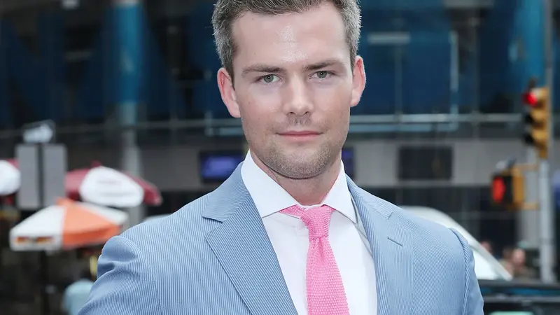 Ryan Serhant net worth